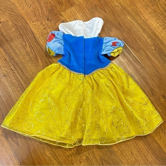 Disney Baby Snow White Costume - Picture 4 of 5
